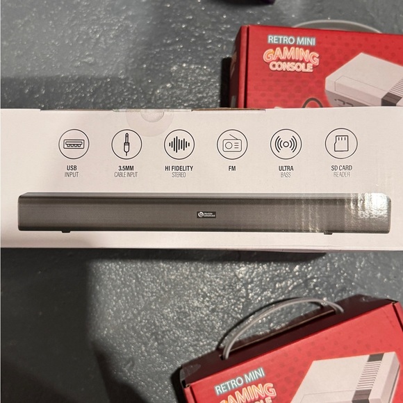 Bluetooth Soundbar with Digital Display - Black - Picture 4 of 4